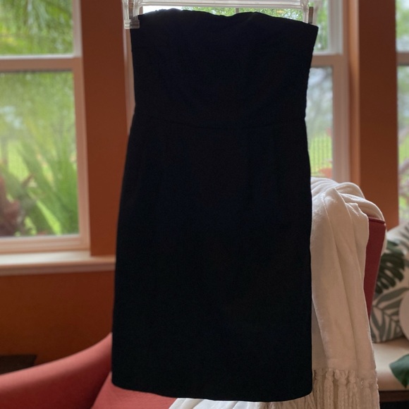 Women’s Black Express Dress - Picture 3 of 4